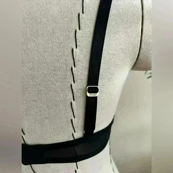 CUUP Demi Spacer Bra | 30A | T SHIRT BRA | Black | Gold Hardware - Picture 9 of 9